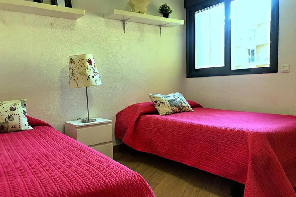 Coqueto Apartamento En Puerto Marina Con Piscina 贝纳尔马德纳 外观 照片