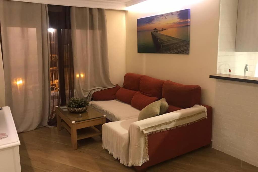 Coqueto Apartamento En Puerto Marina Con Piscina 贝纳尔马德纳 外观 照片