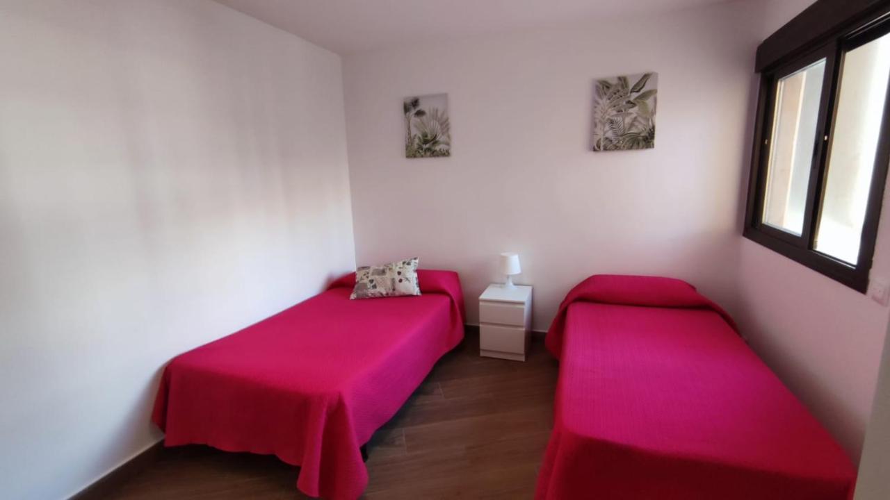 Coqueto Apartamento En Puerto Marina Con Piscina 贝纳尔马德纳 外观 照片